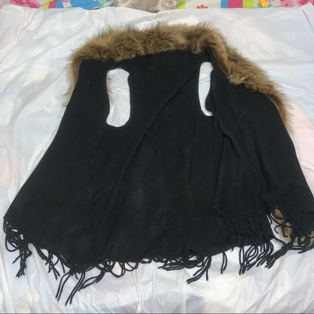 Faux fur tasselled sleeveless cover up